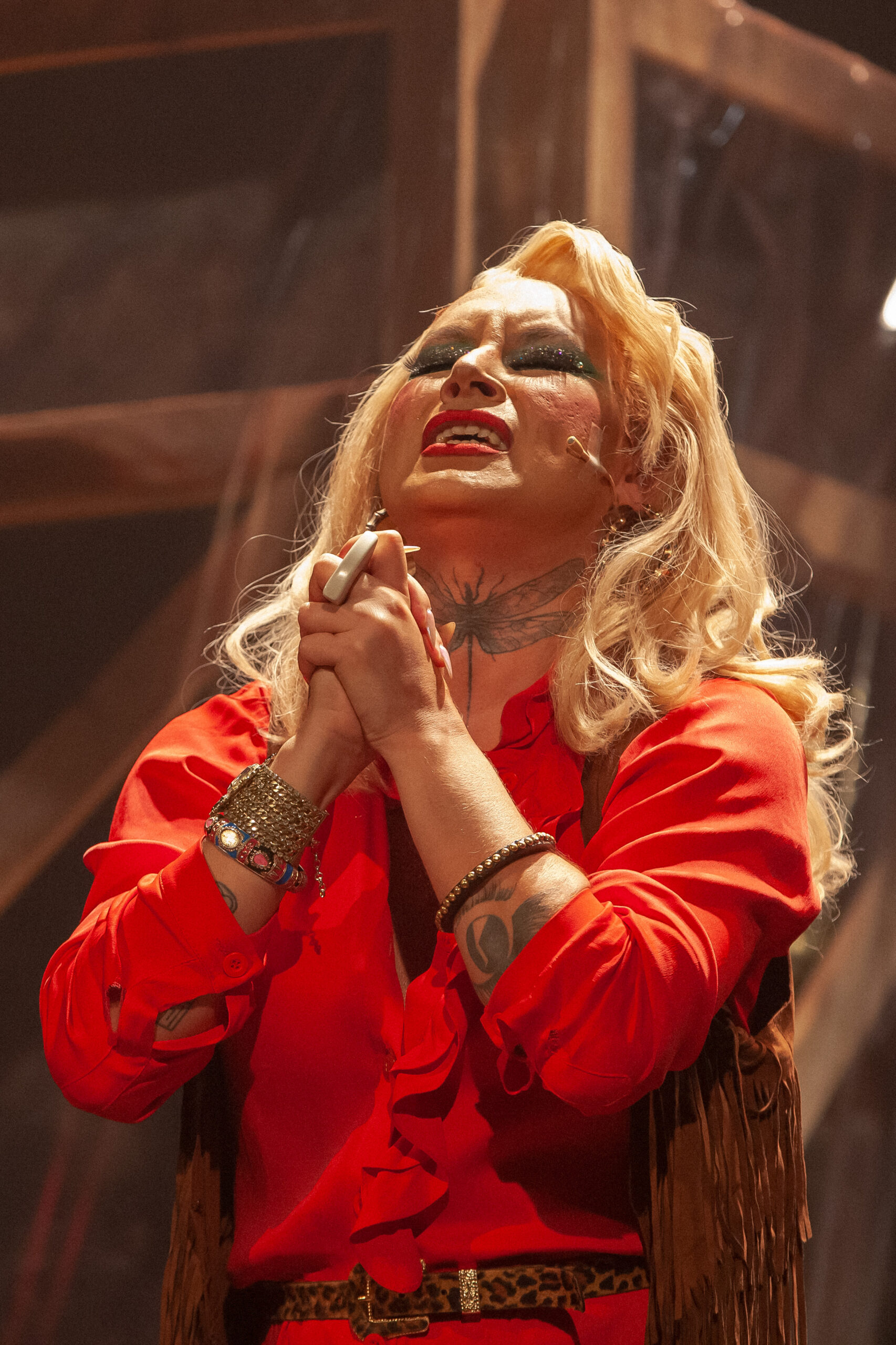 Sesc Bom Retiro recebe o espetáculo 'Brenda Lee e o Palácio das Princesas' vencedor do APCA de Melhor Espetáculo Teatral de 2022