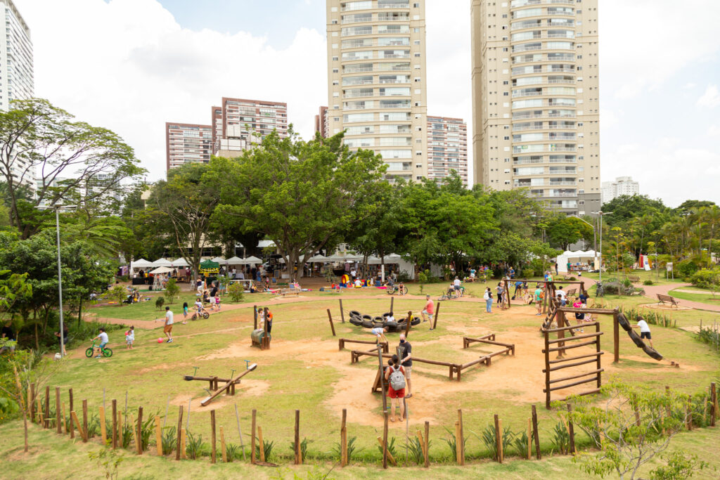 Fair&Sale promove Esquenta São João e Feira de Adoção de Pets no evento "Nossa Praça" no domingo (28)
