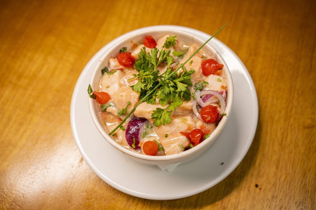 Ceviche de Salmão Gula Bar. Foto: Cícero Silva